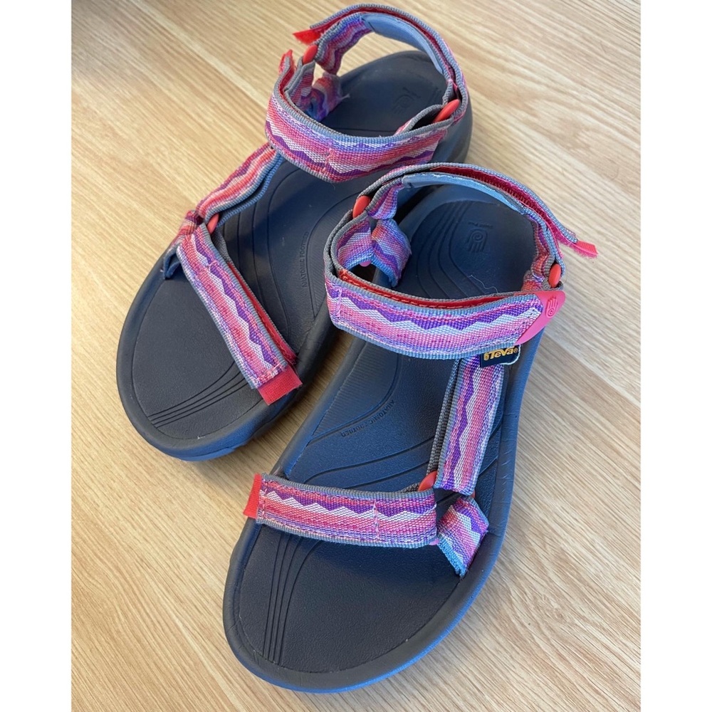 TEVA Hurricane Sandals